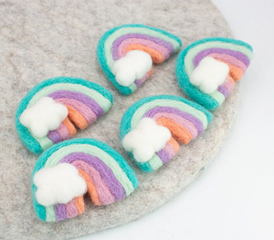 cloudy felt mini-rainbow